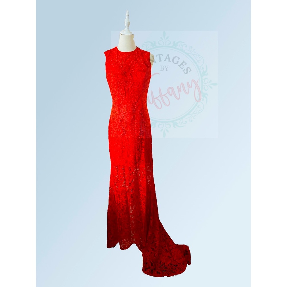Lace Mermaid dress in stunning RED❤️